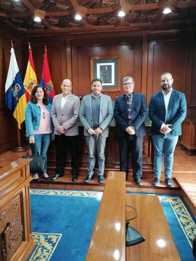 Momento de la recepción en las Casas Consistoriales de San Juan (Foto TA)